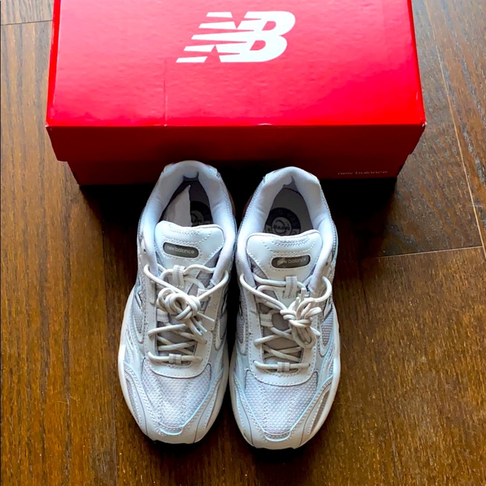 New Balance | 452 sneakers | NWT